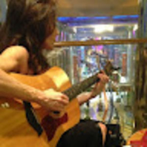 Meet your Posher, Holly